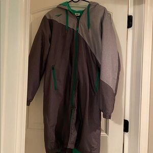 Speedo Color Block Parka Jacket w/fleece lining.  Water resistant.  Size Small